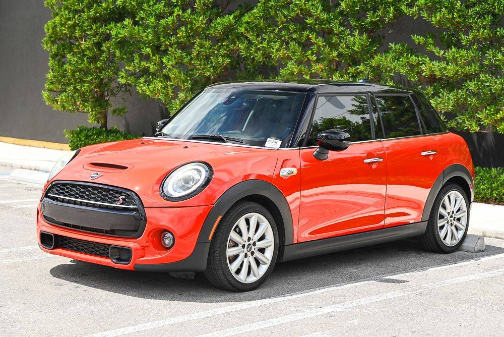 2020 MINI Hardtop Cooper S — Hatchback — 57,129 mi — Miami, FL