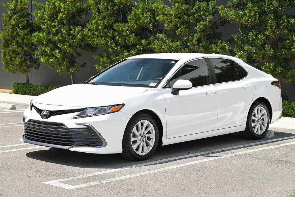 2022 Toyota Camry LE — Sedan — 43,910 mi — Miami, FL