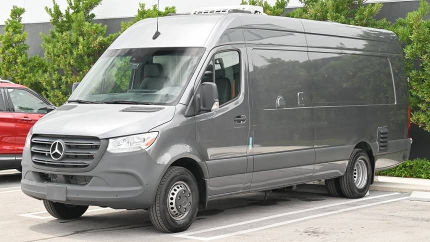 2022 Mercedes-Benz Sprinter Cargo Van 4500 — Cargo Van — 139 mi — Miami, FL