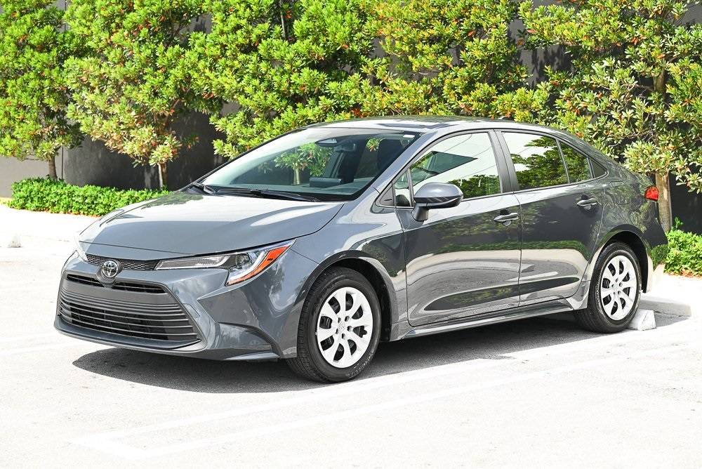 2023 Toyota Corolla LE — Sedan — 5,906 mi — Miami, FL