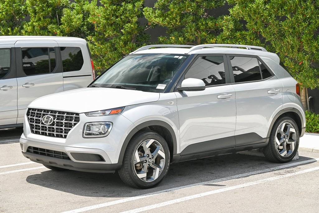 2022 Hyundai Venue SEL — SUV — 28,555 mi — Miami, FL