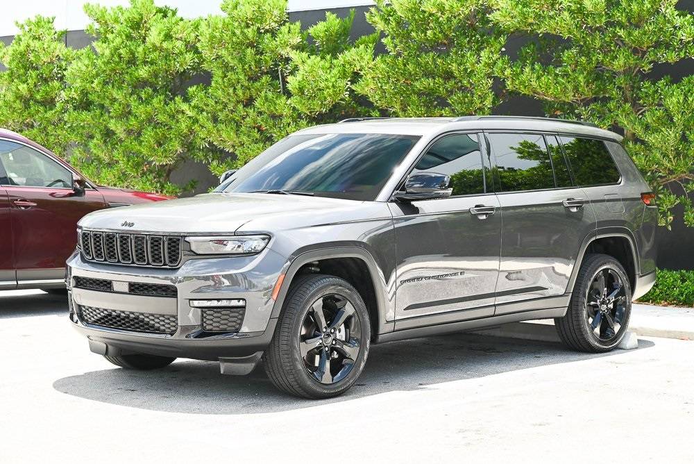 2024 Jeep Grand Cherokee Limited — SUV — 6,433 mi — Miami, FL