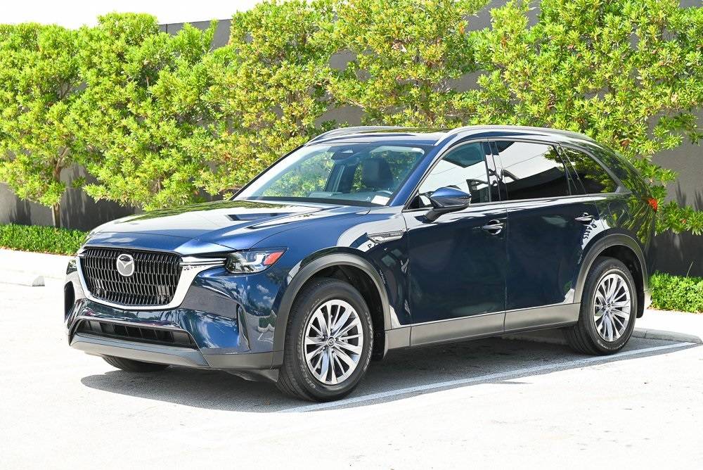 2025 Mazda CX-90 Plug-In Hybrid Preferred — SUV — 4,825 mi — Miami, FL