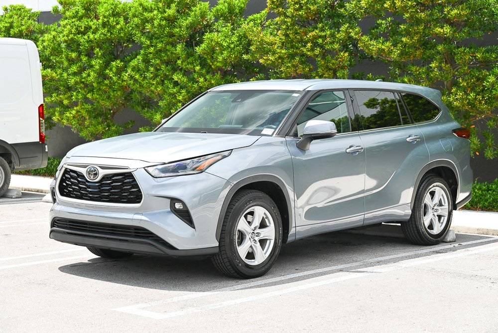 2021 Toyota Highlander LE — SUV — 54,920 mi — Miami, FL