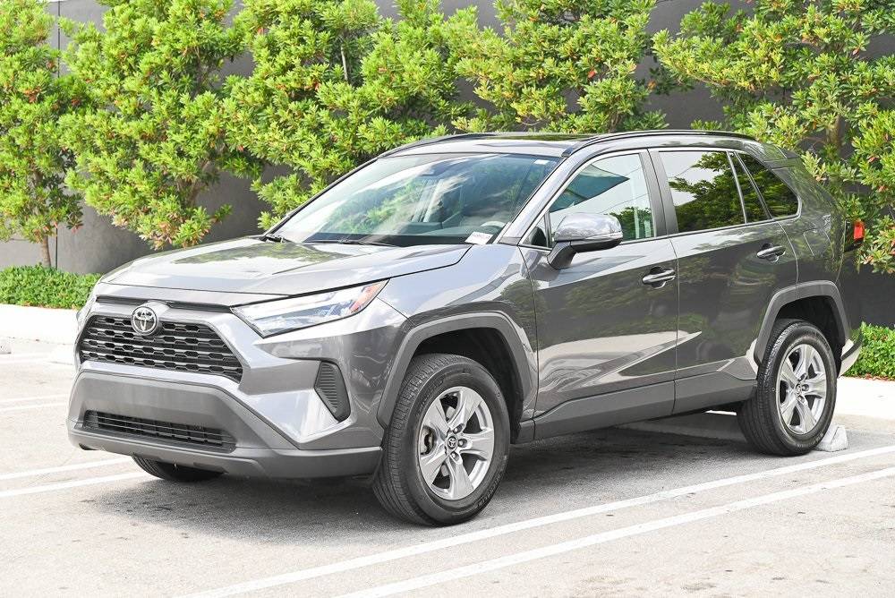 2022 Toyota RAV4 XLE — SUV — 27,002 mi — Miami, FL