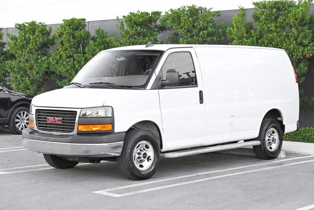 2023 GMC Savana Cargo Van Base — Cargo Van — 24,668 mi — Miami, FL