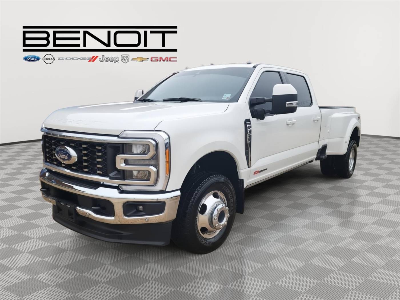 2023 Ford Super Duty F-350 LARIAT — Pickup Truck — 16,056 mi — Farmerville, LA