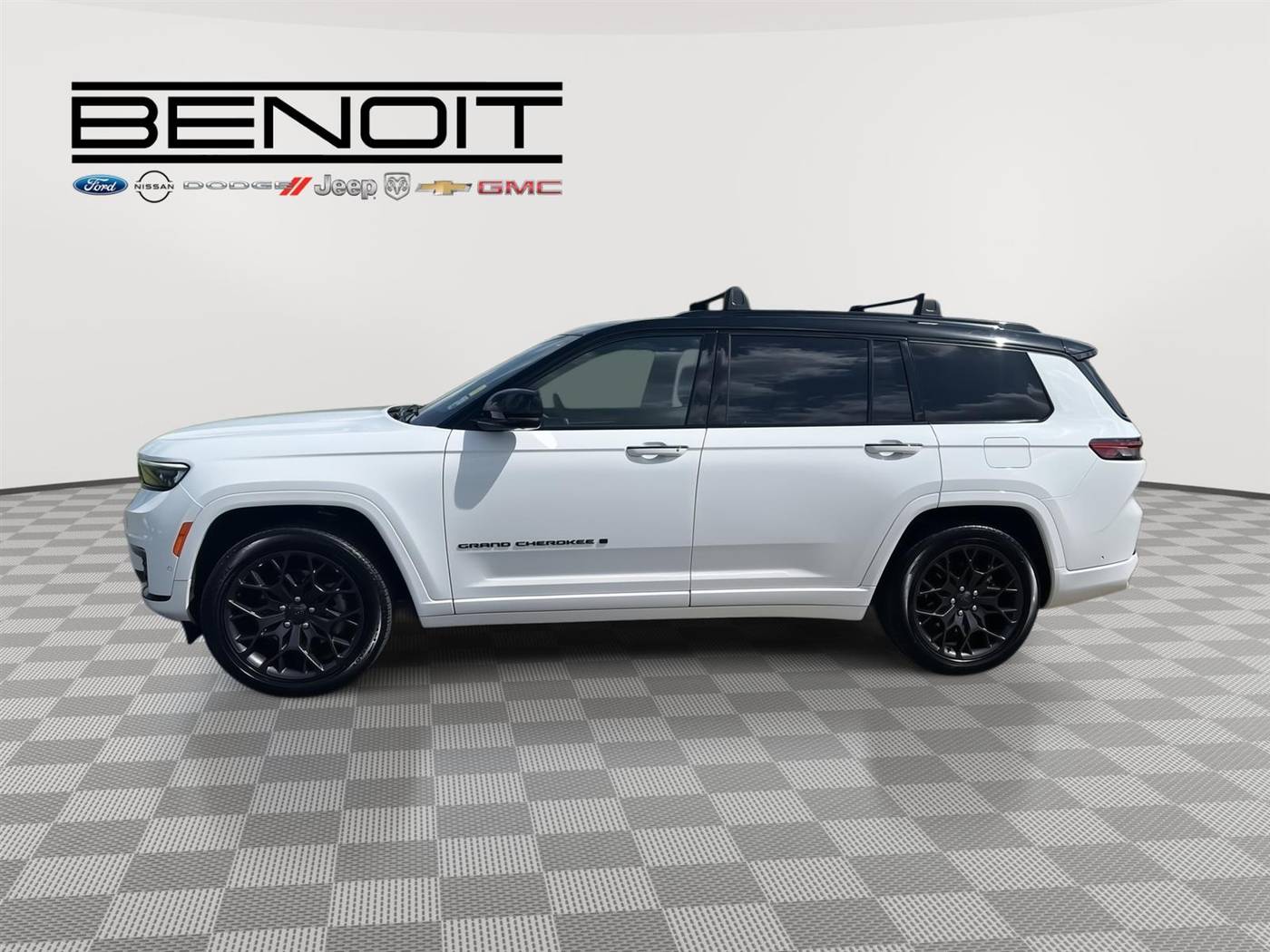 2023 Jeep Grand Cherokee Summit Reserve — SUV — 33,500 mi — Farmerville, LA