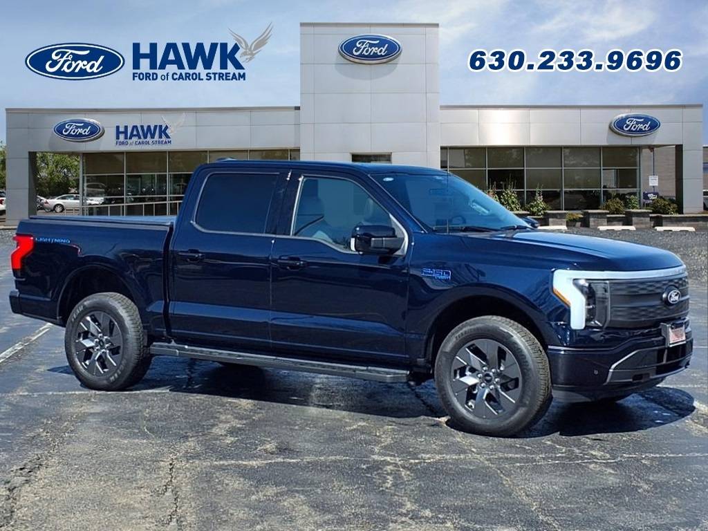 2024 Ford F-150 Lightning LARIAT — Pickup Truck — 17,145 mi — Carol Stream, IL