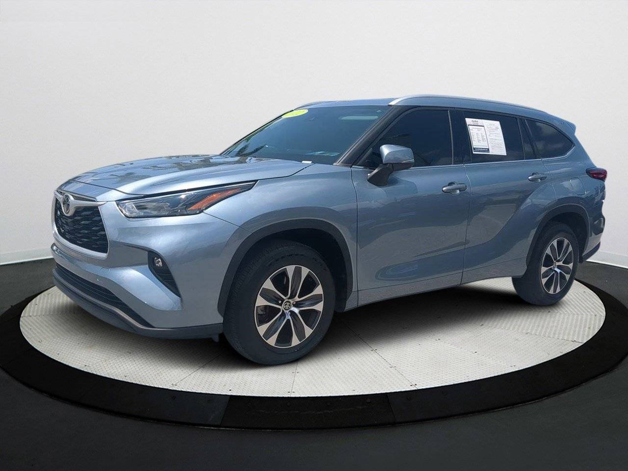 2022 Toyota Highlander XLE — SUV — 60,249 mi — Sarasota, FL