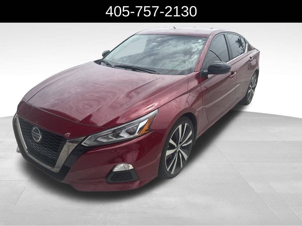 2022 Nissan Altima SR