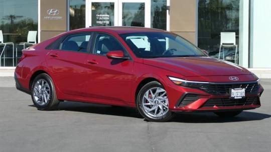 2024 Hyundai Elantra SEL — Sedan — 11,710 mi — Glendora, CA