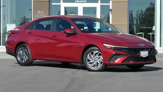 2024 Hyundai Elantra SEL — Sedan — 15,485 mi — Glendora, CA