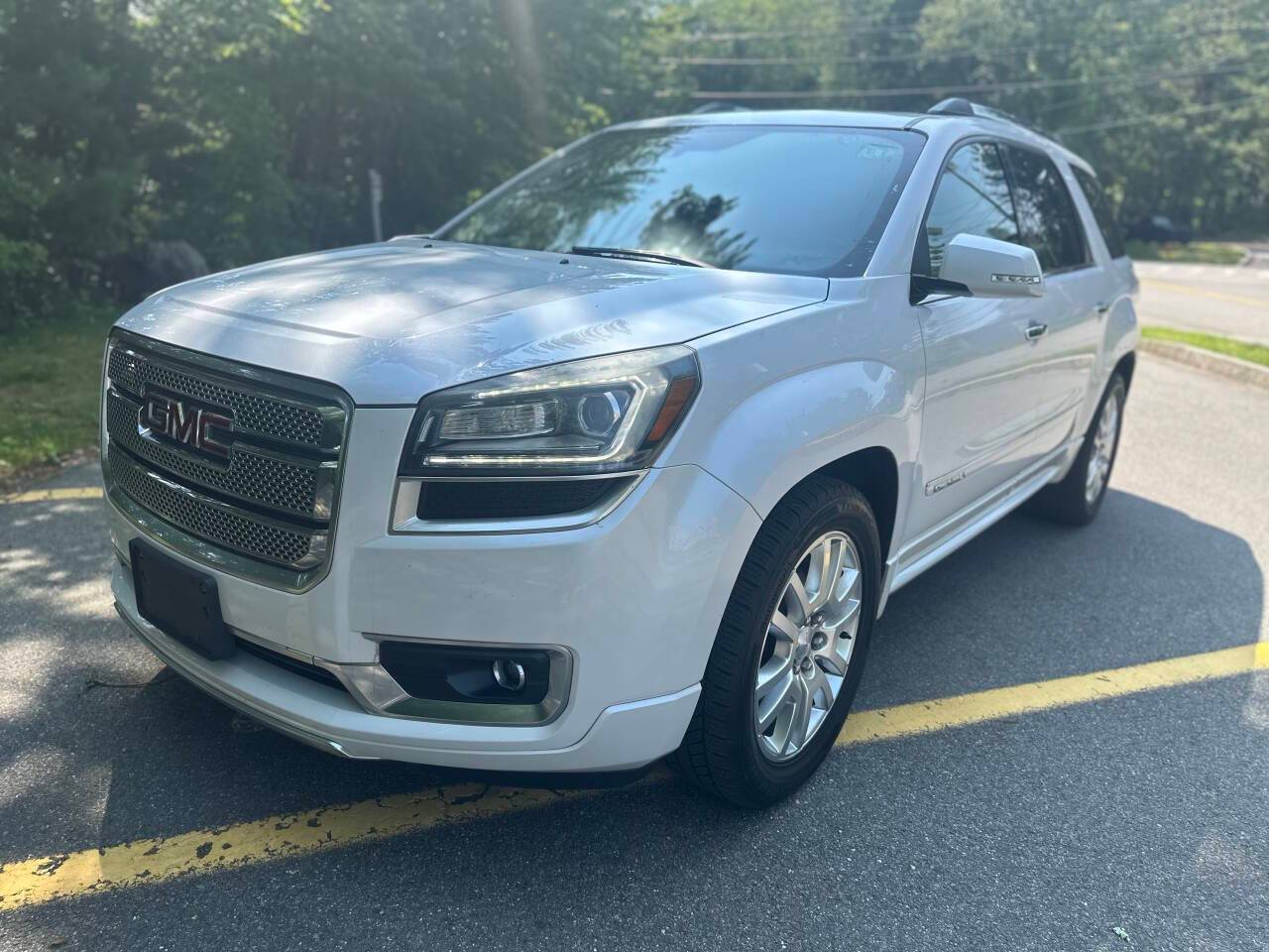 2016 GMC Acadia Denali — SUV — 110,750 mi — Manchester, NH