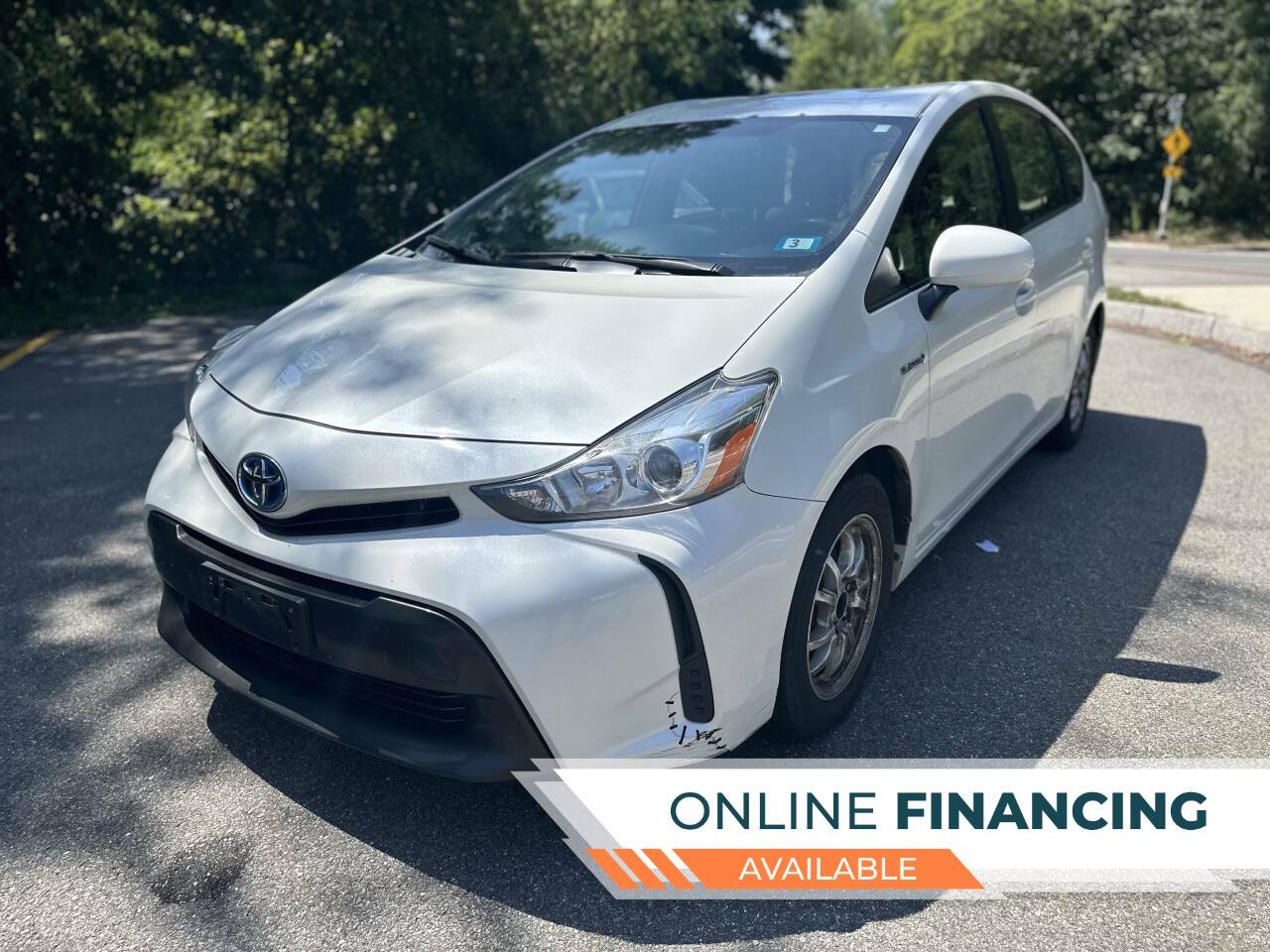 2015 Toyota Prius v Five