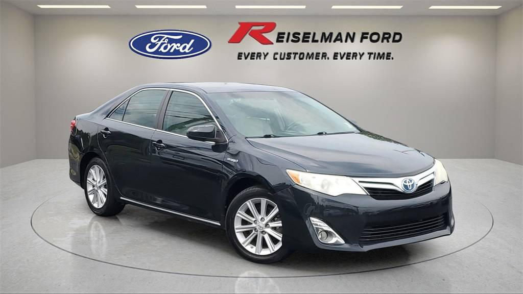 2013 Toyota Camry Hybrid LE — Sedan — 245,642 mi — Dickson, TN