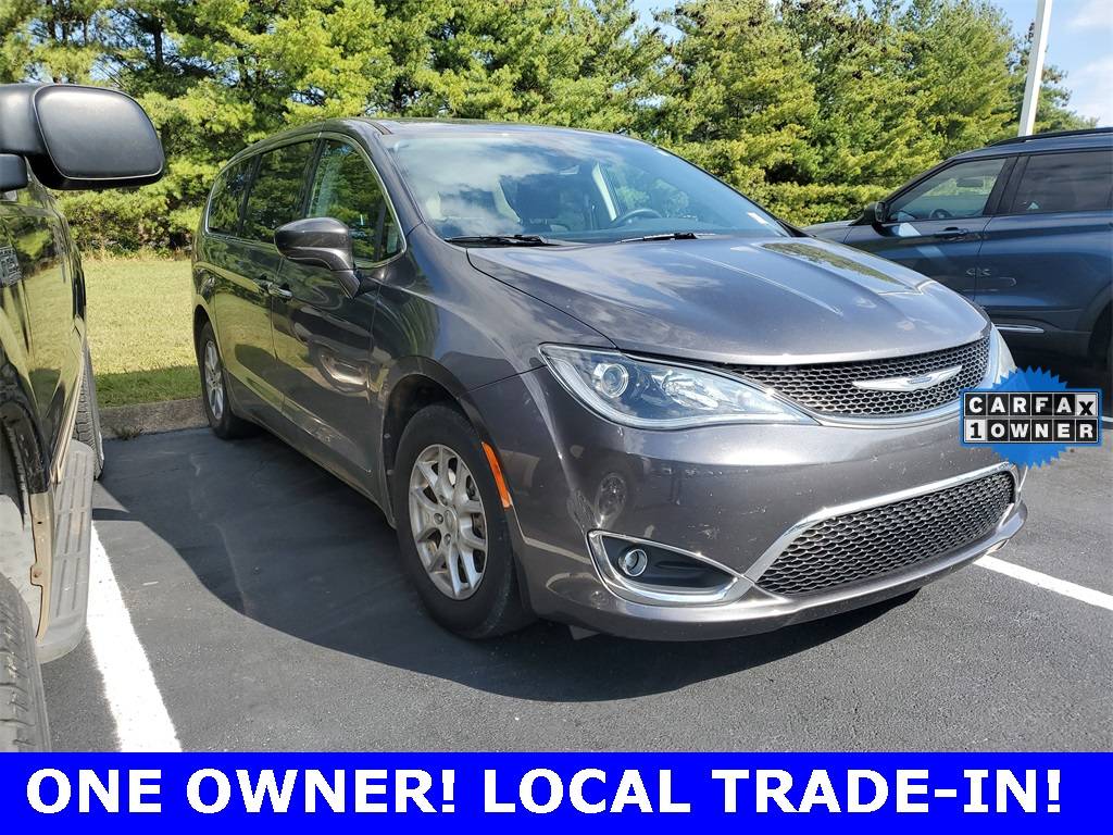 2020 Chrysler Pacifica Touring — Minivan — 104,218 mi — Dickson, TN