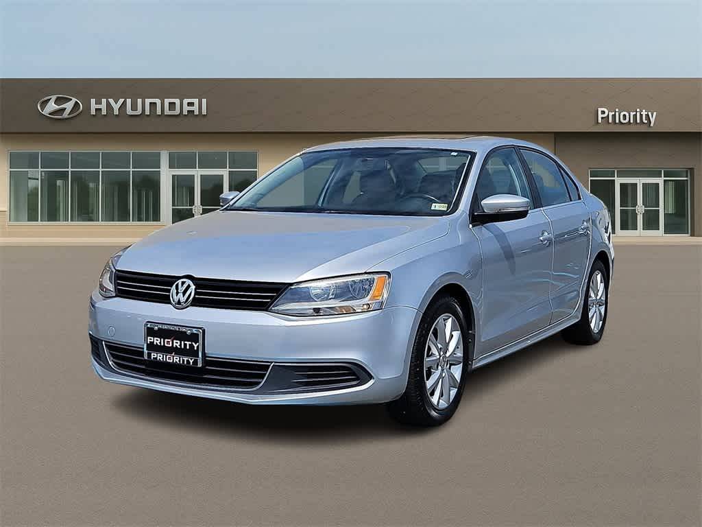 2014 Volkswagen Jetta 1.8T SE — Sedan — 97,438 mi — Chesapeake, VA