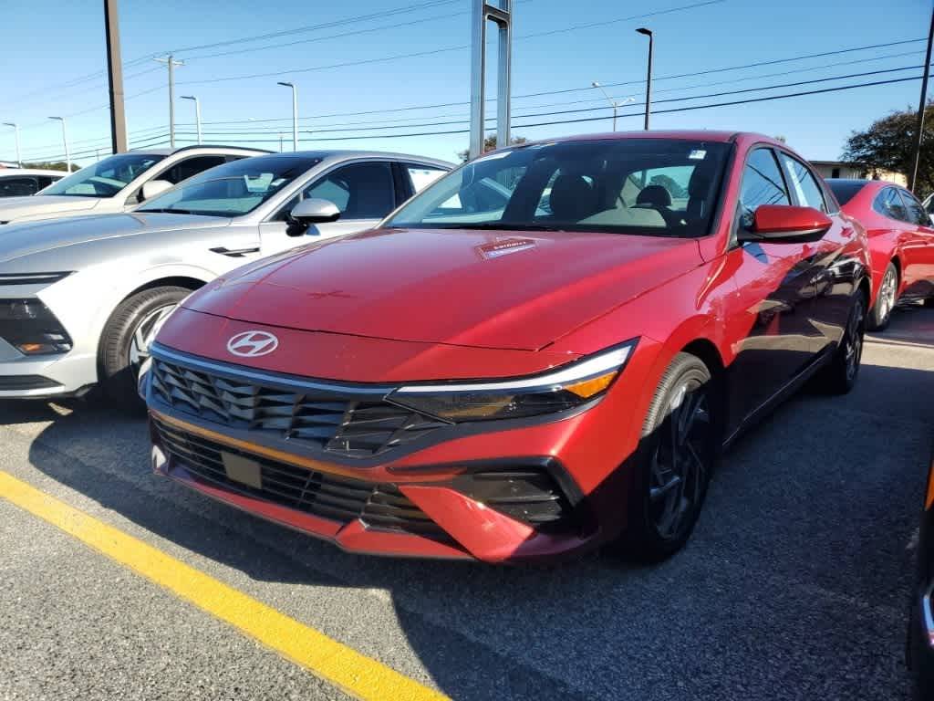 2025 Hyundai Elantra SEL Convenience — Sedan — 8,377 mi — Chesapeake, VA