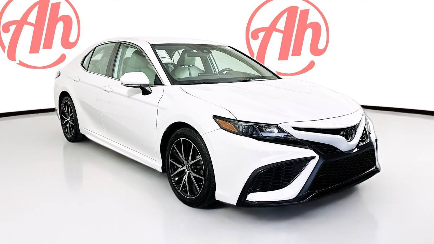 2022 Toyota Camry SE — Sedan — 65,936 mi — Coconut Creek, FL