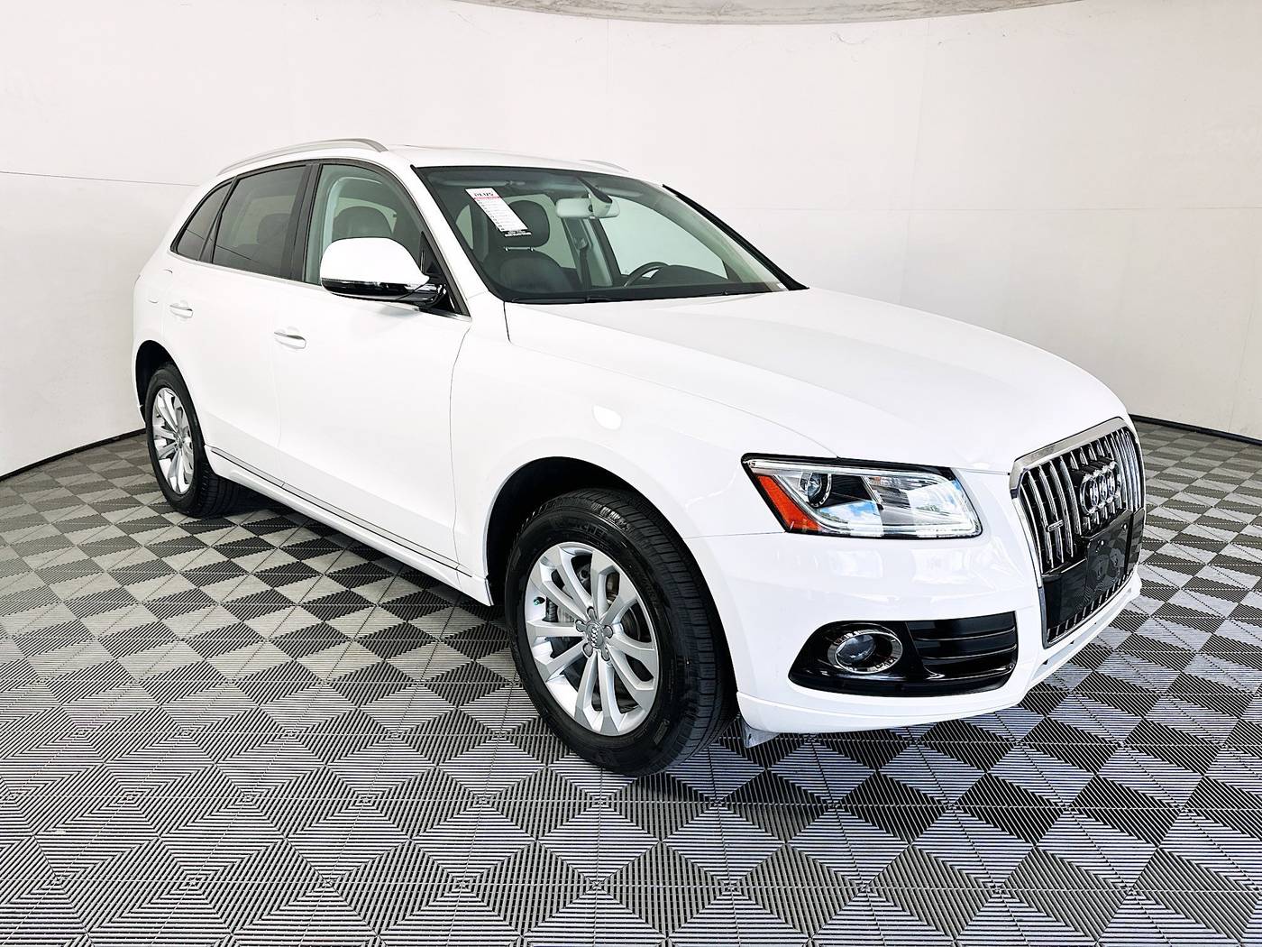 2016 Audi Q5 2.0T quattro Premium