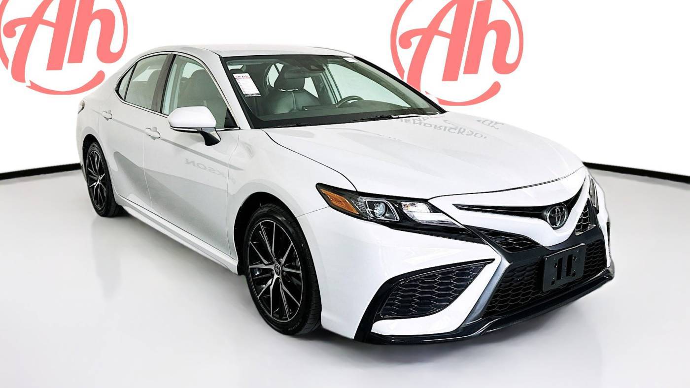 2022 Toyota Camry SE — Sedan — 70,817 mi — Coconut Creek, FL