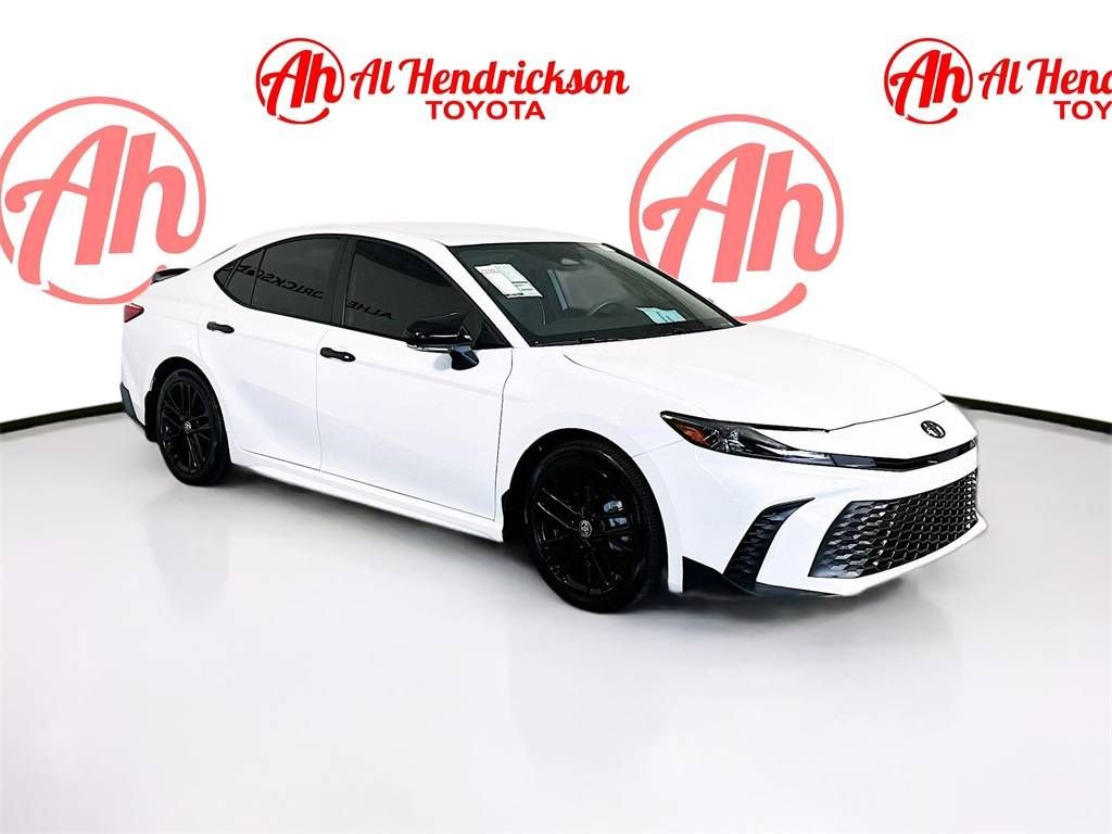 2025 Toyota Camry Hybrid LE — Sedan — 7,942 mi — Coconut Creek, FL