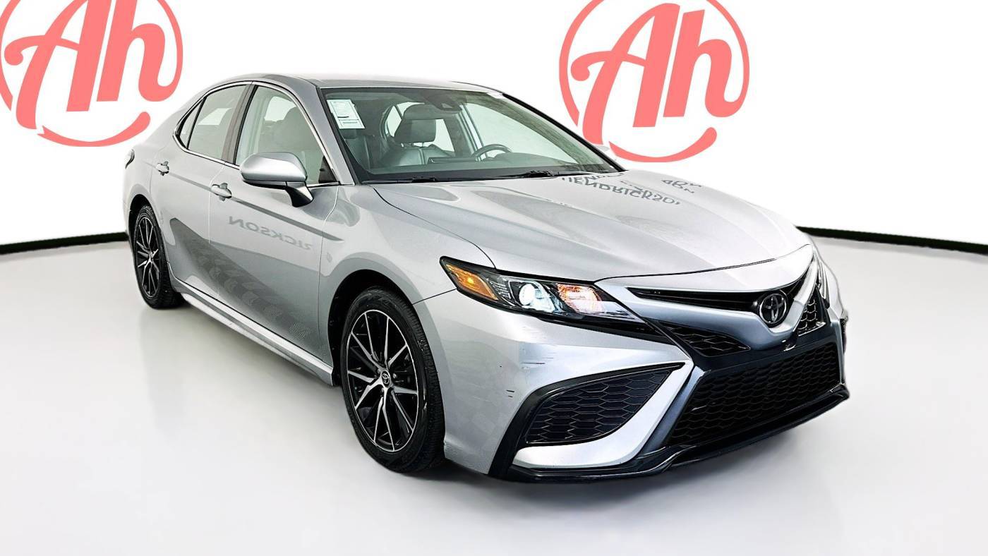 2021 Toyota Camry SE — Sedan — 62,429 mi — Coconut Creek, FL