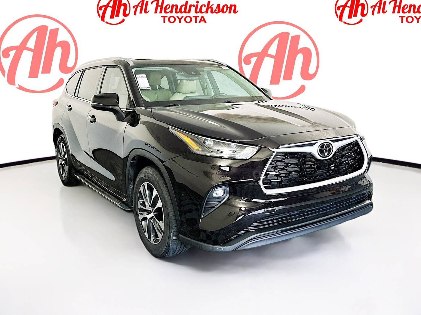 2022 Toyota Highlander XLE — SUV — 52,374 mi — Coconut Creek, FL