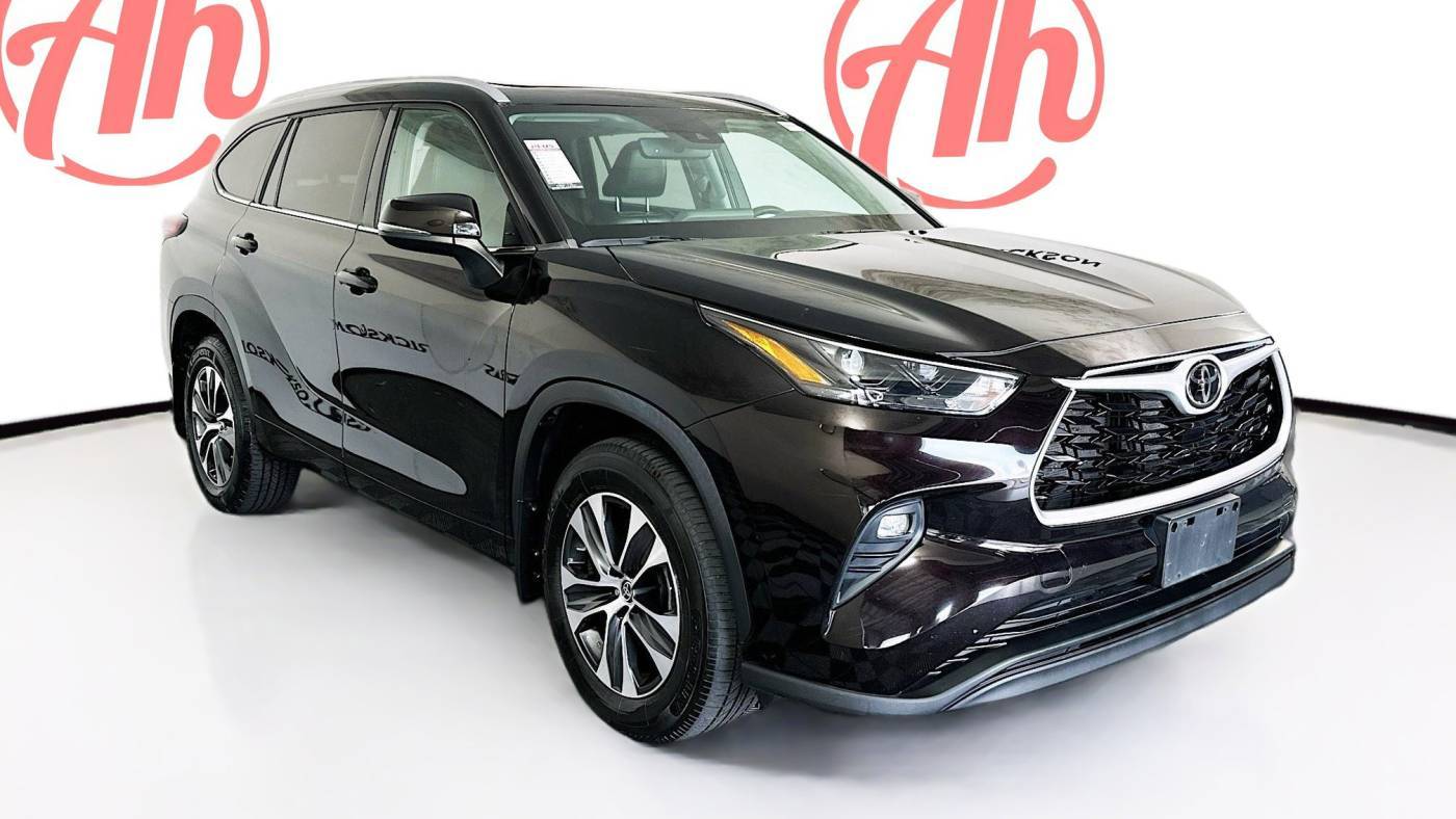 2022 Toyota Highlander XLE — SUV — 50,681 mi — Coconut Creek, FL