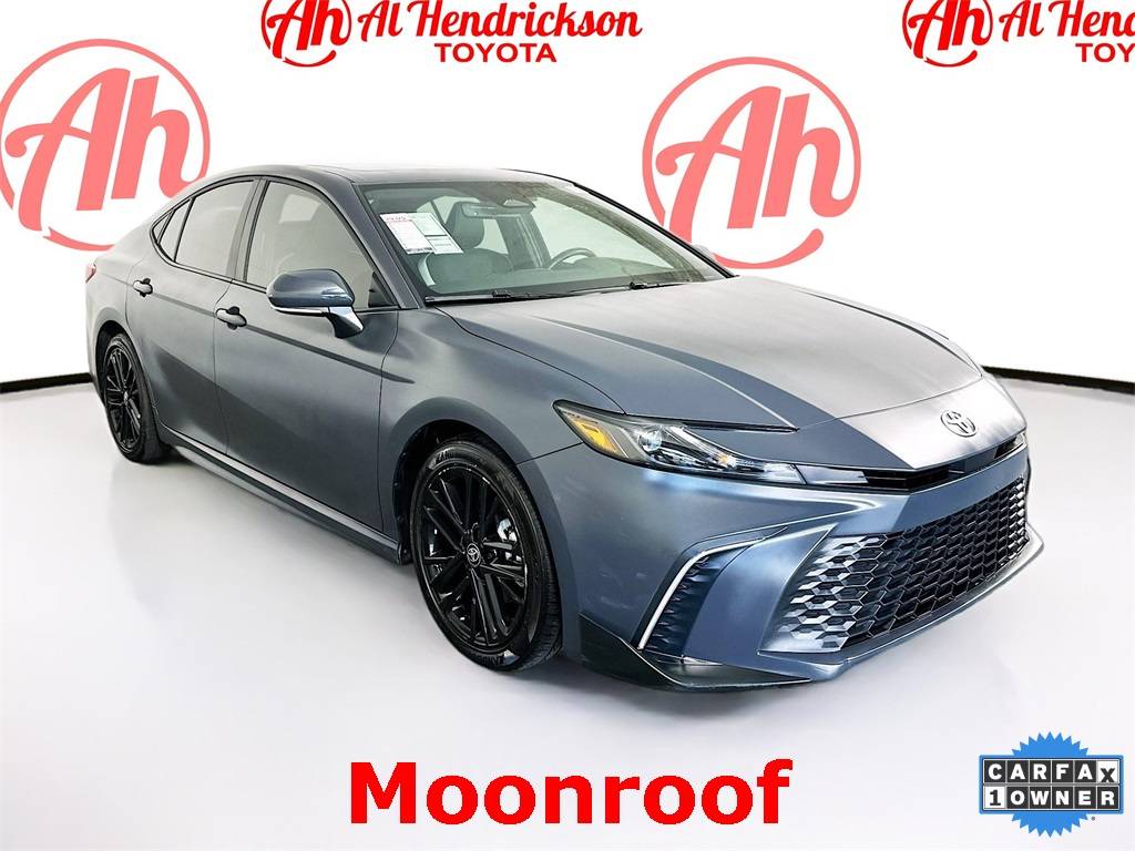 2025 Toyota Camry Hybrid SE — Sedan — 32,692 mi — Coconut Creek, FL