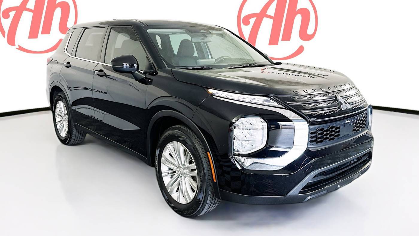 2023 Mitsubishi Outlander ES — SUV — 73,115 mi — Coconut Creek, FL