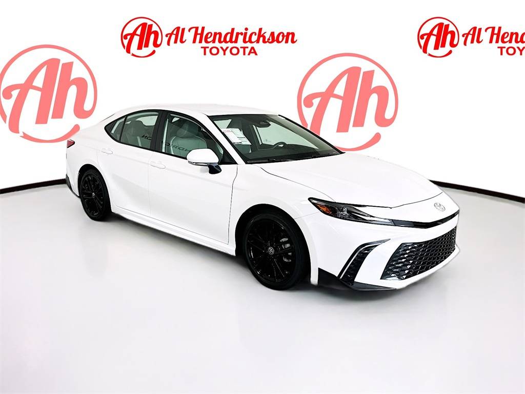 2025 Toyota Camry Hybrid SE — Sedan — 3,704 mi — Coconut Creek, FL