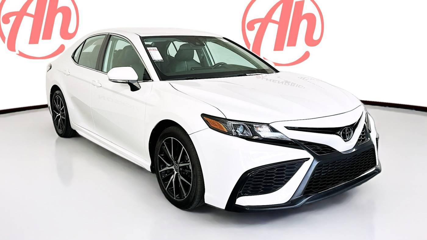 2022 Toyota Camry SE — Sedan — 64,504 mi — Coconut Creek, FL