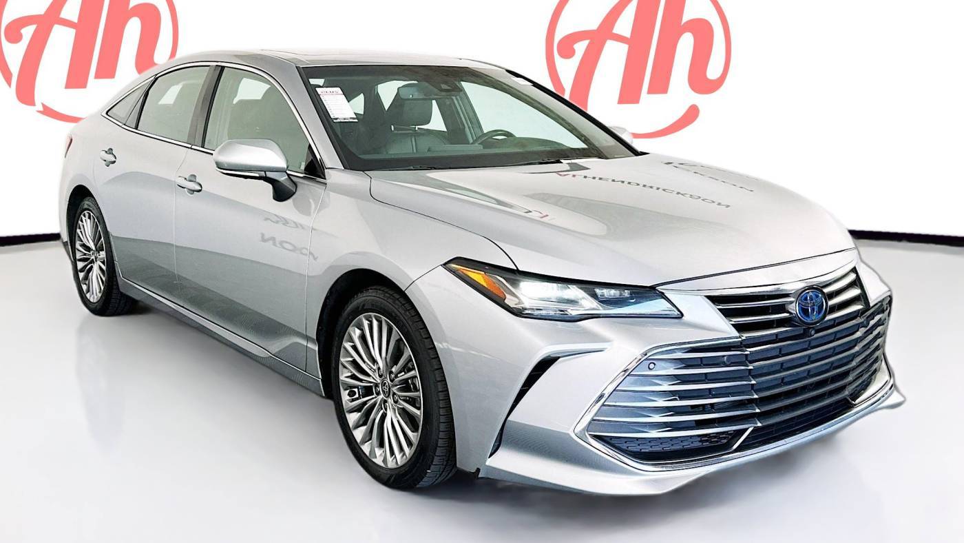 2022 Toyota Avalon Hybrid Limited