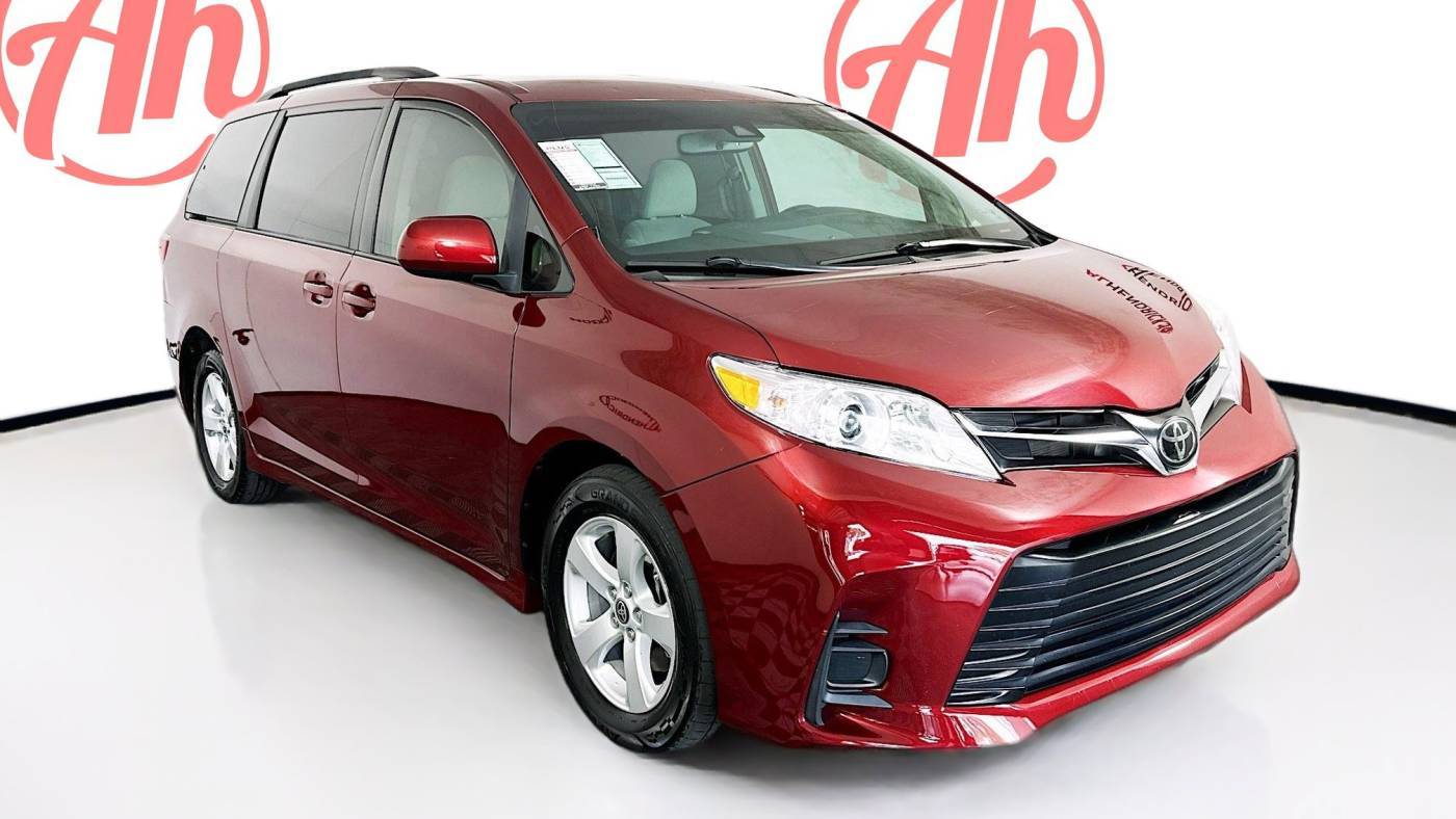2020 Toyota Sienna LE