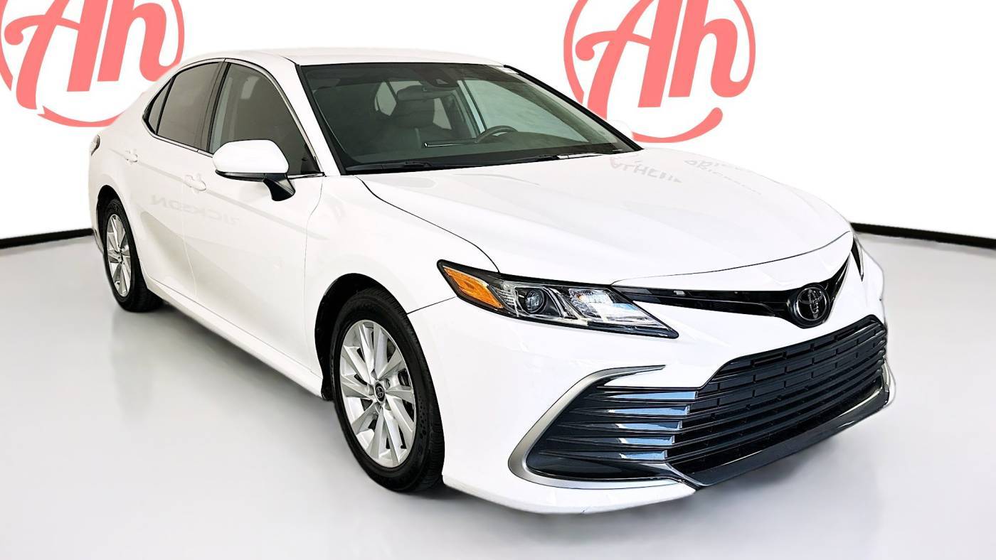 2022 Toyota Camry LE — Sedan — 28,924 mi — Coconut Creek, FL