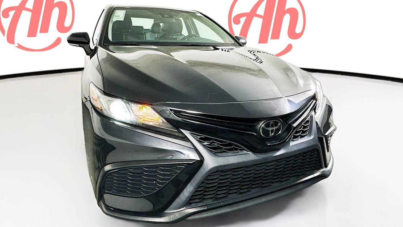 2022 Toyota Camry SE — Sedan — 56,142 mi — Coconut Creek, FL