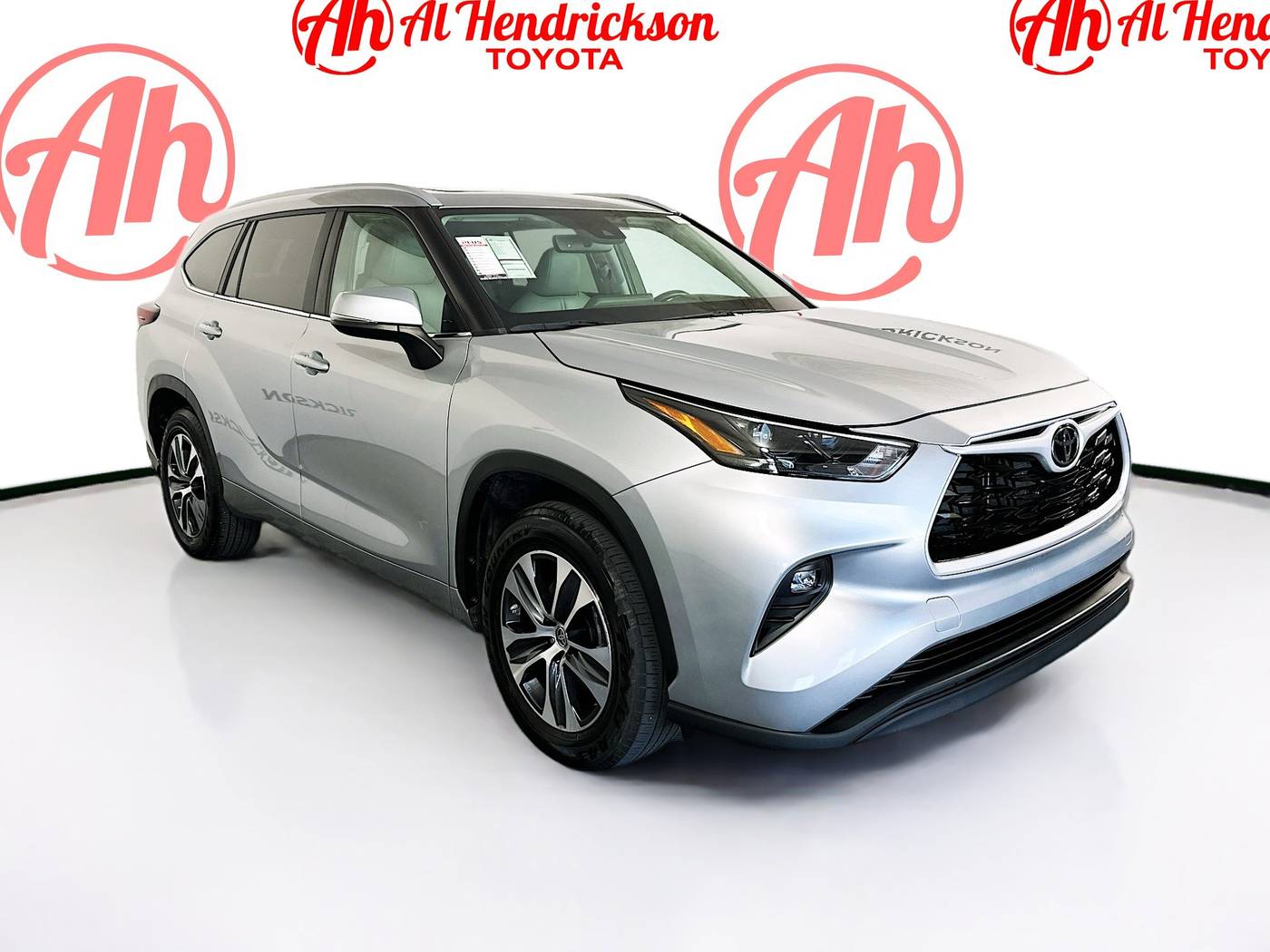 2024 Toyota Highlander XLE — SUV — 28,039 mi — Coconut Creek, FL