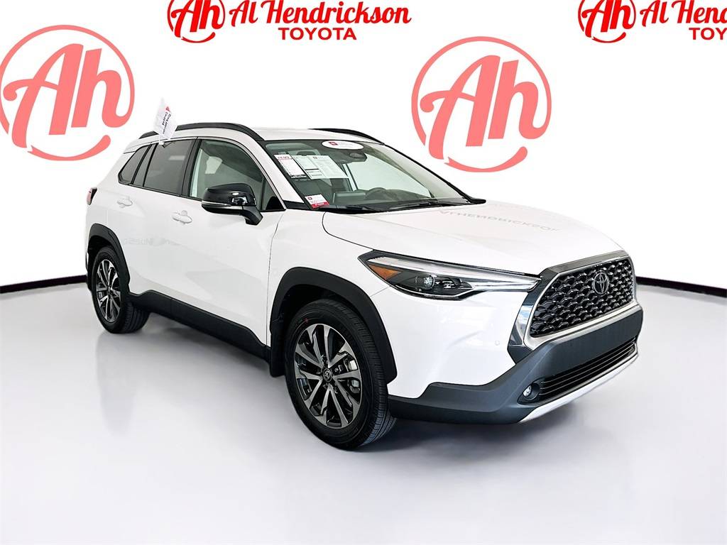 2025 Toyota Corolla Cross XLE — SUV — 114 mi — Coconut Creek, FL