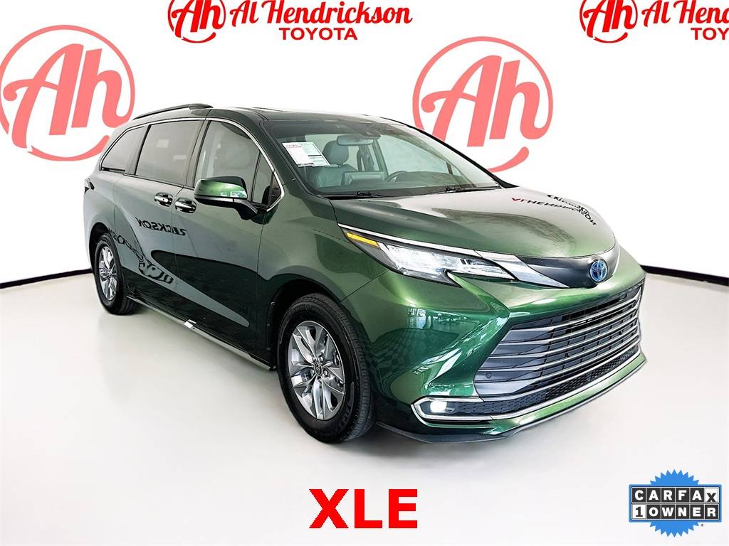 2022 Toyota Sienna XLE — Minivan — 70,067 mi — Coconut Creek, FL