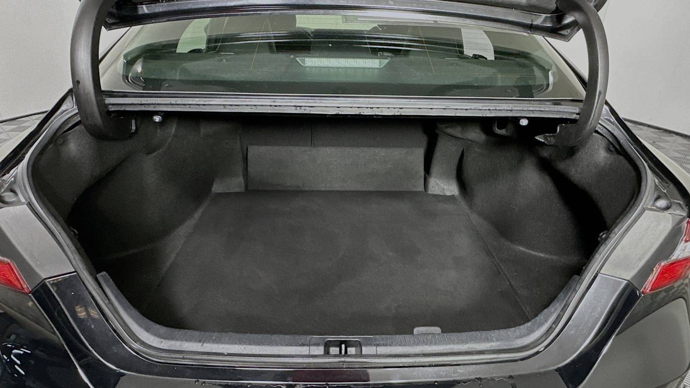 2022 Toyota Camry SE — Sedan — 65,600 mi — Coconut Creek, FL