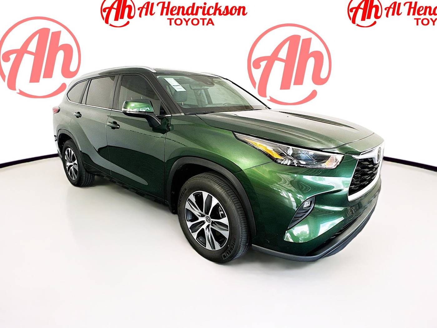 2023 Toyota Highlander XLE — SUV — 29,930 mi — Coconut Creek, FL