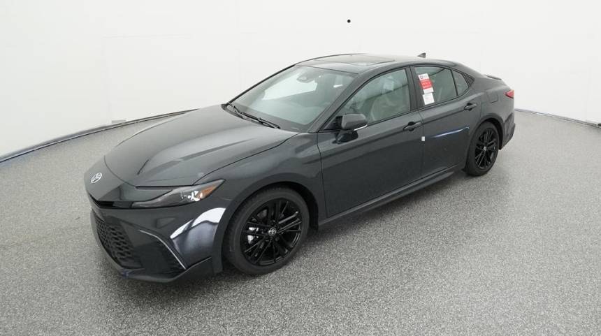 2025 Toyota Camry SE — Sedan — 50,748 mi — Coconut Creek, FL