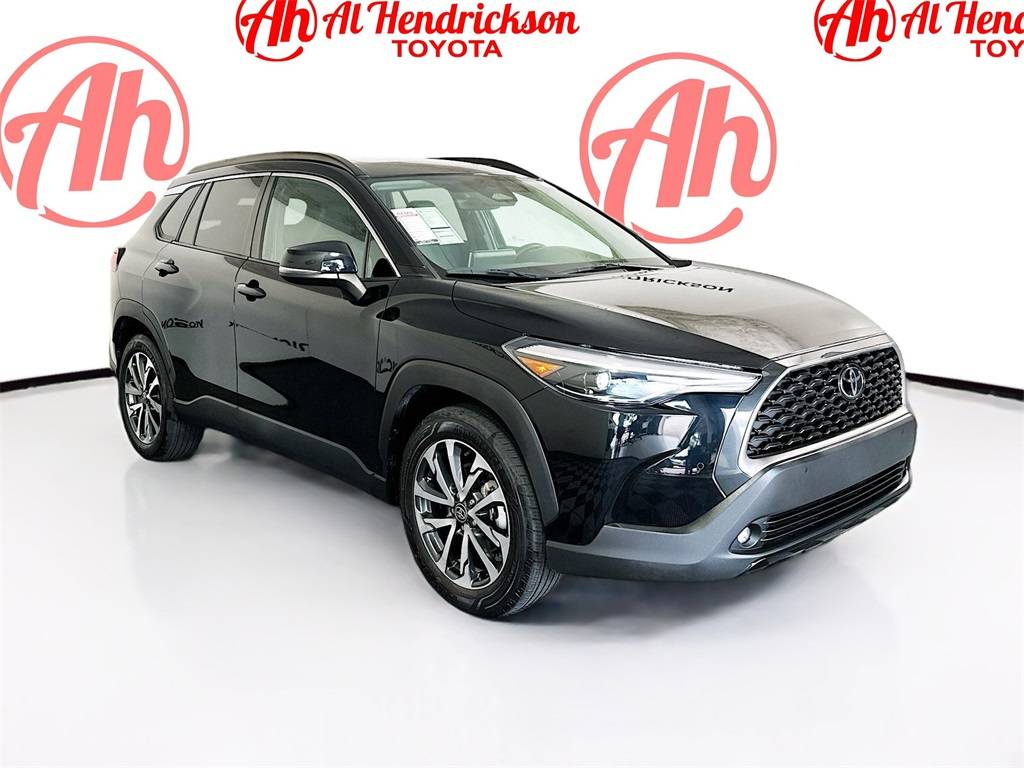 2023 Toyota Corolla Cross XLE — SUV — 23,579 mi — Coconut Creek, FL