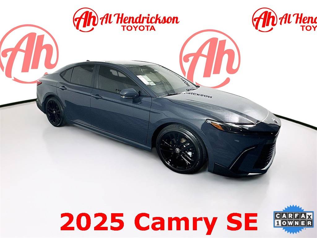 2025 Toyota Camry Hybrid SE — Sedan — 718 mi — Coconut Creek, FL