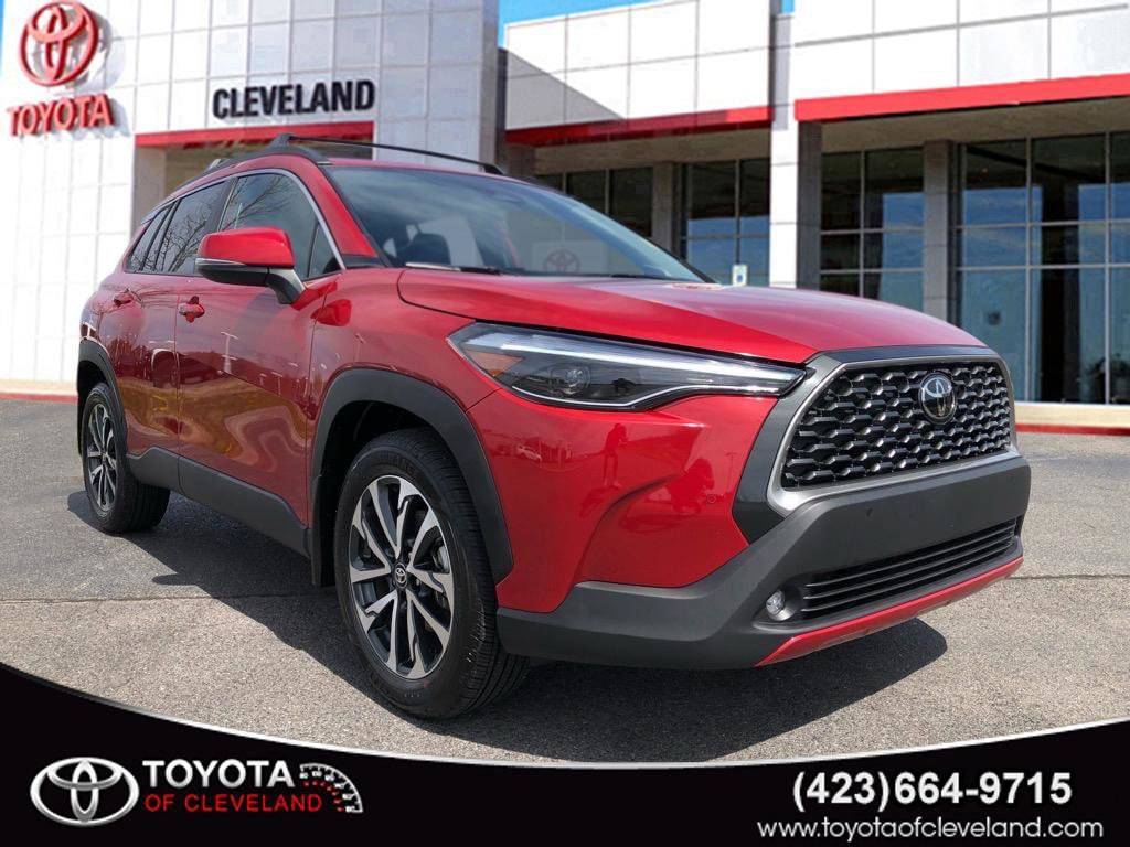 2024 Toyota Corolla Cross XLE — SUV — 9,998 mi — McDonald, TN
