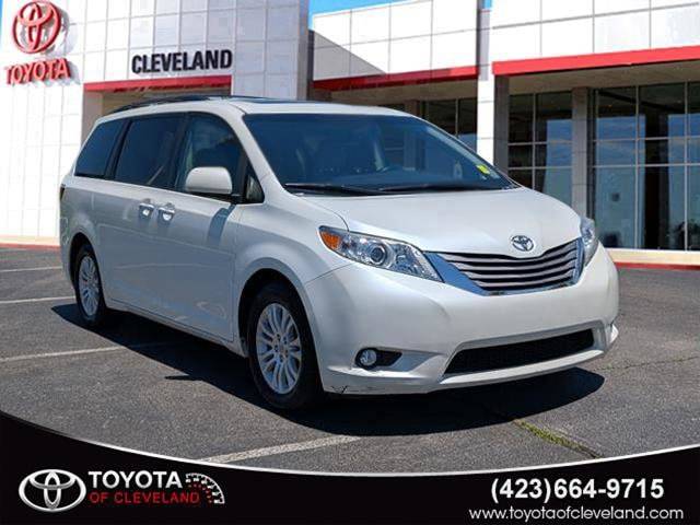 2015 Toyota Sienna XLE — Minivan — 146,073 mi — McDonald, TN