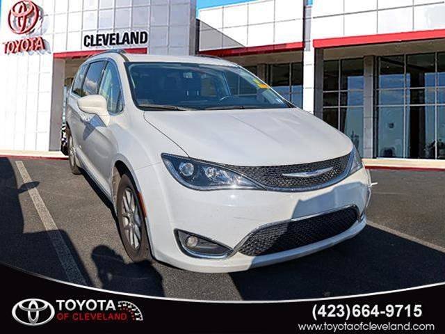 2020 Chrysler Pacifica Touring L — Minivan — 100,925 mi — McDonald, TN