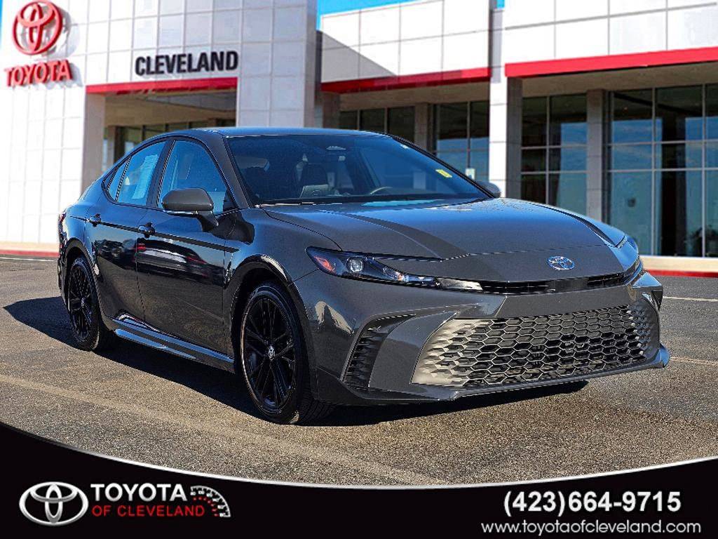 2025 Toyota Camry SE — Sedan — 13,329 mi — McDonald, TN